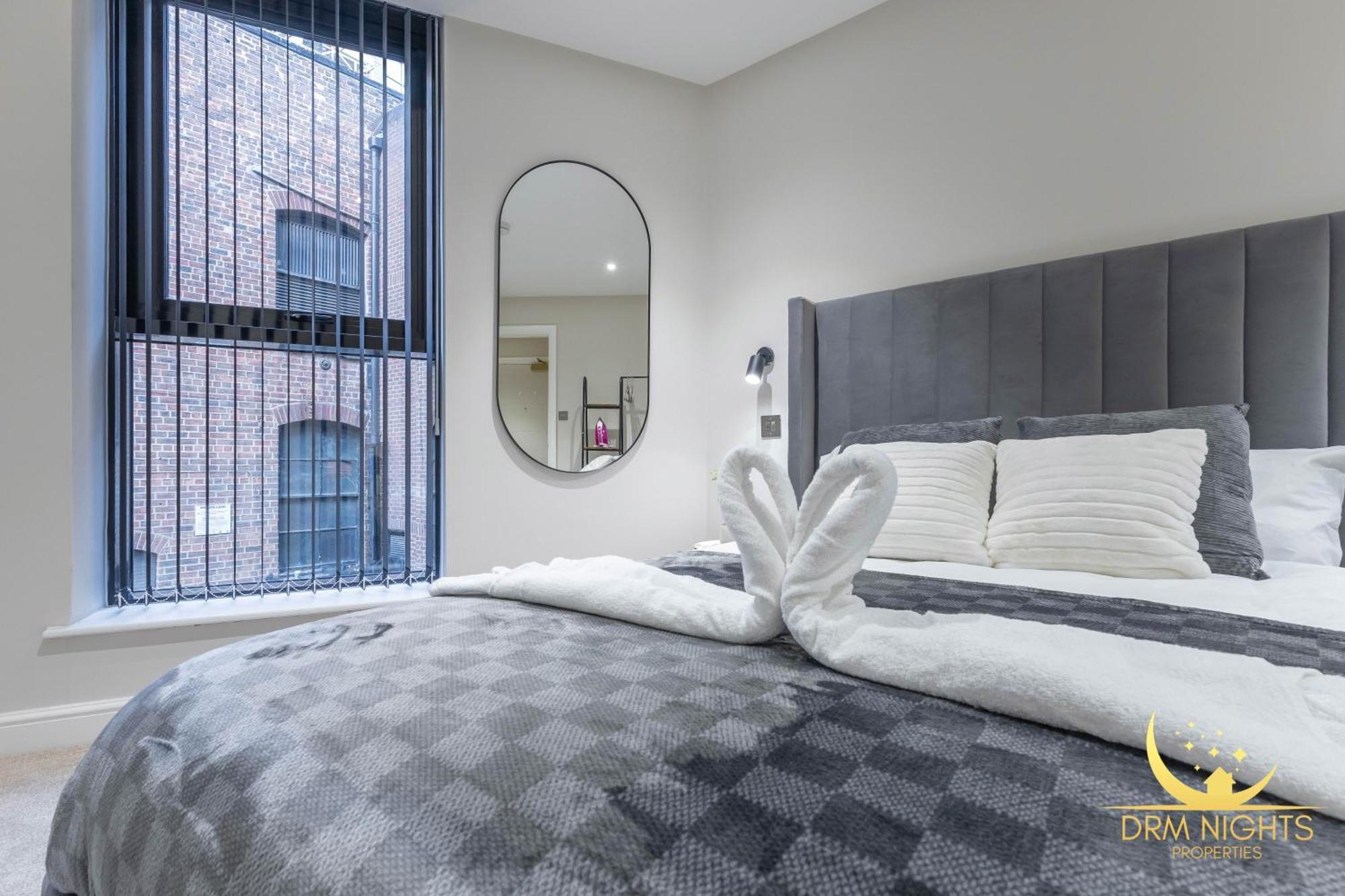 Modern 1-Bedroom Apartment In Leeds City Centre Sleeps 2 Central Station Exterior foto