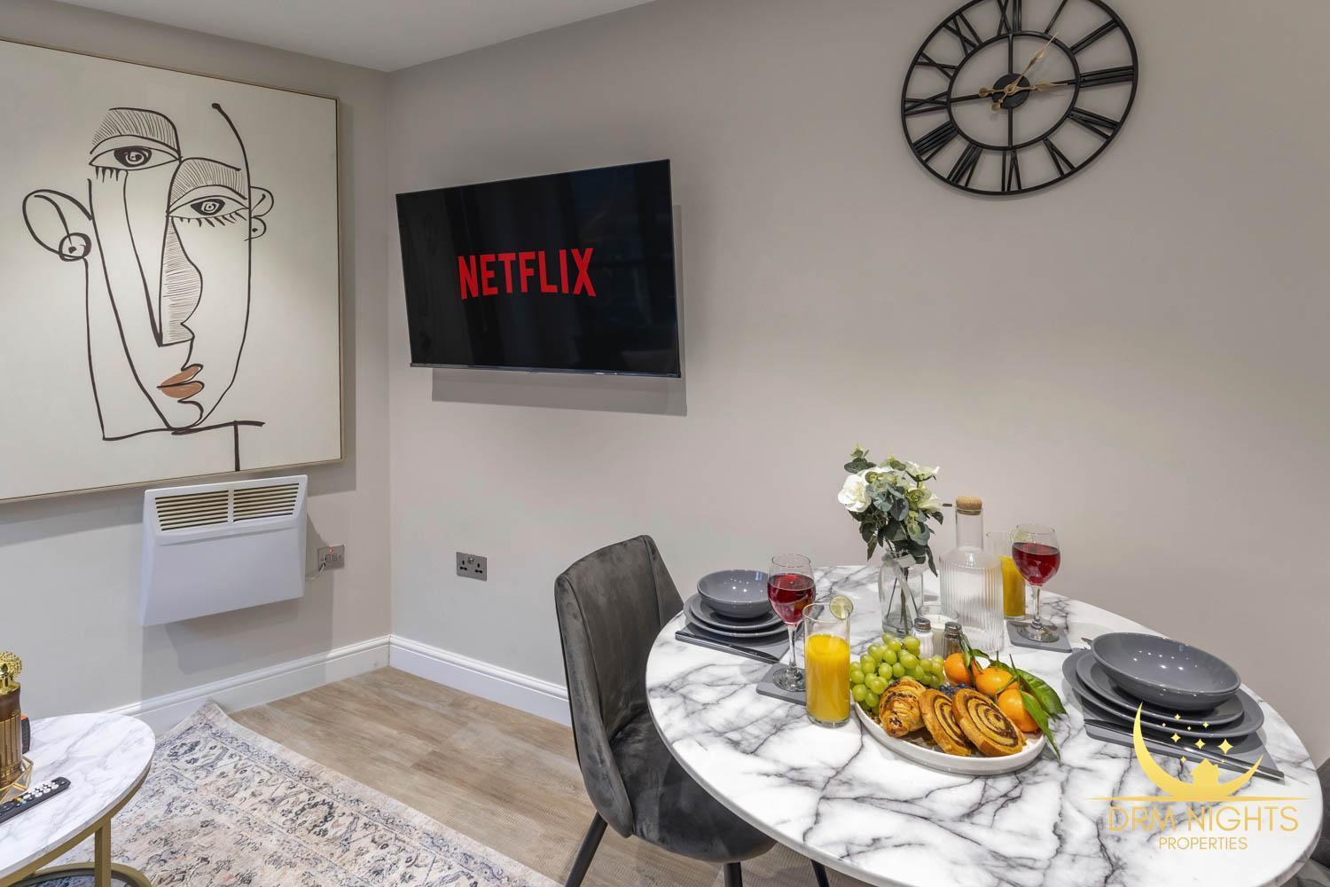 Modern 1-Bedroom Apartment In Leeds City Centre Sleeps 2 Central Station Exterior foto